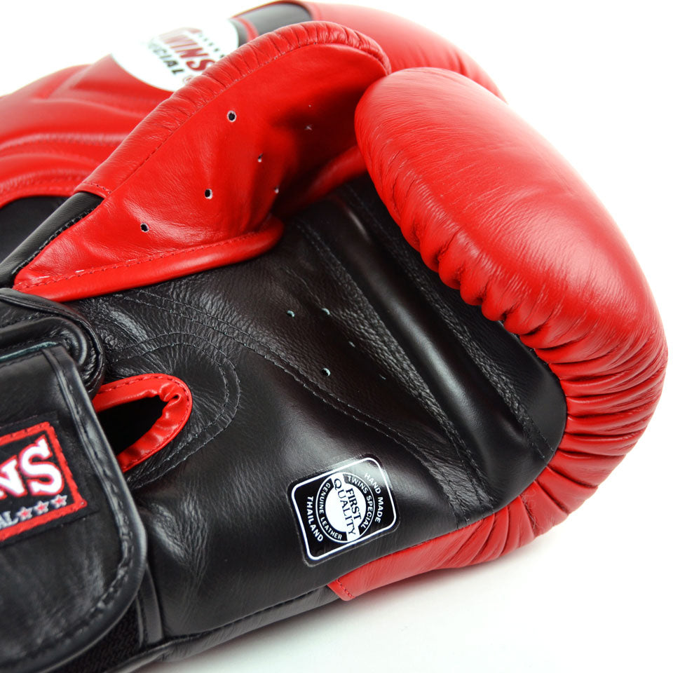 Twins BGVL6 Deluxe Sparring Gloves Red/Black - Gymzey.com