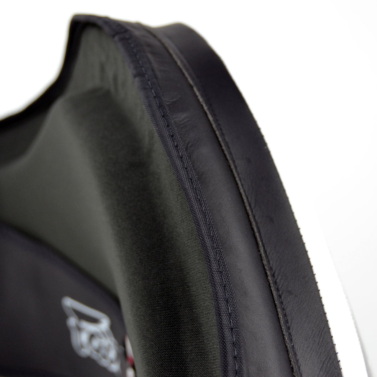 BPV3 Fairtex Microfiber Belly Pad Black-White