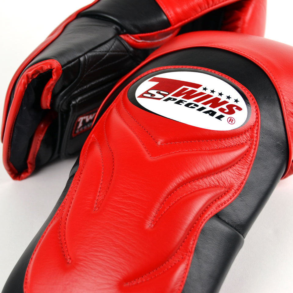Twins BGVL6 Deluxe Sparring Gloves Red/Black - Gymzey.com