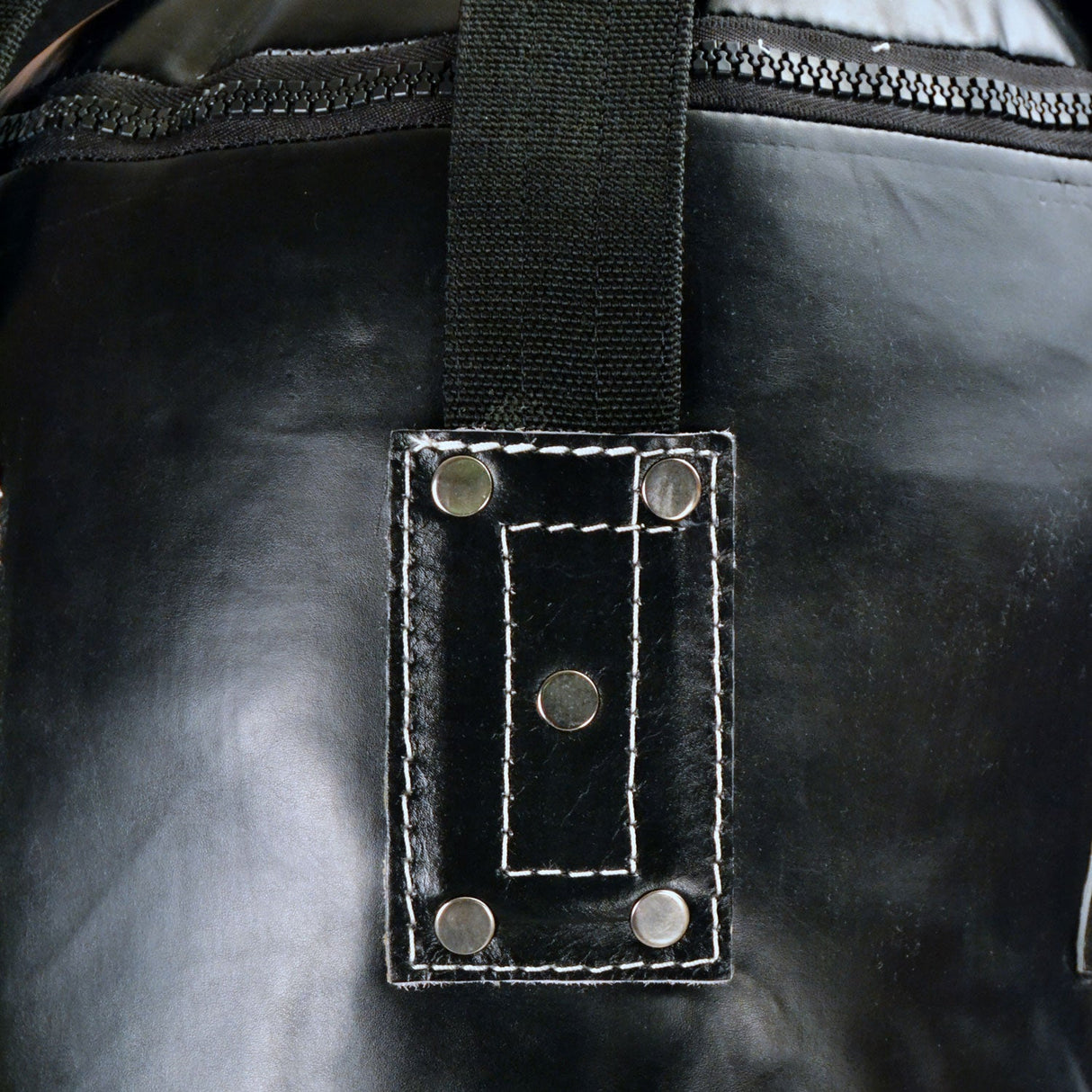 HB6 Fairtex 6ft Muaythai Banana Bag Black-White (FILLED)