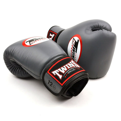 BGVL4 Twins Boxing Gloves Grey