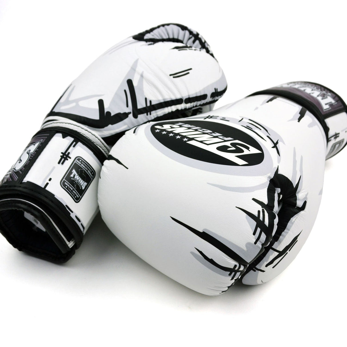 Twins Special FBGVL4-66 Boxing Gloves - Comic