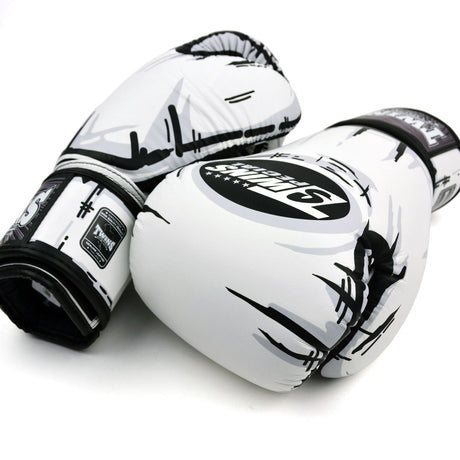 Twins Special FBGVL4-66 Boxing Gloves - Comic