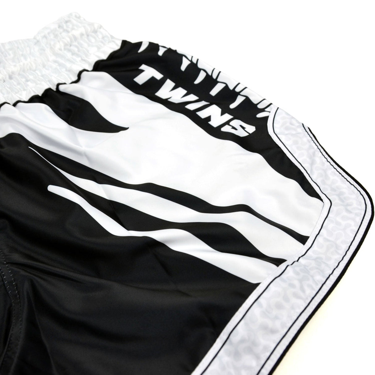 Twins Special Muaythai Shorts - SPINE